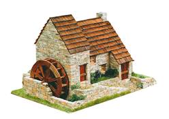 OLD COTTAGE (20 x 15 x13 cm)