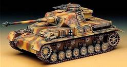 PANZERKAMPFWAGEN IV AUSF + TANQUE MEDIANO ALEMAN