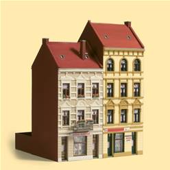 DOS CASAS DE CIUDAD (7,7 x 15,2 x 18 cm Y 7,7 x 15,2 x 21 cm)