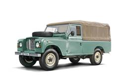 LAND ROVER 109 LWB