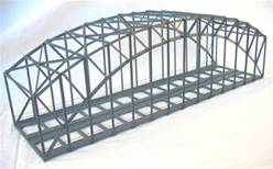 PUENTE VÍA  DOBLE (27 x 6 X 8 cm) METAL -MONTADO Y PINTADO