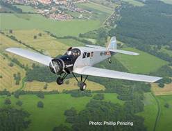 JUNKERS F13 (11 cm)