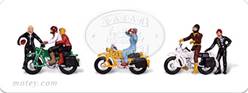 PAREJAS EN MOTO
