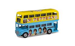 LONDON BUS THE BEATLES TGT PEPPERS