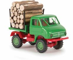 UNIMOG 411 CON CARGA DE TRONCOS