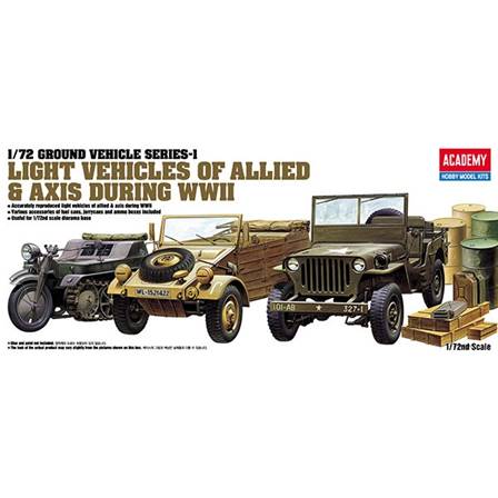 SET DE 3 VEHICULOS DE LA 2ª G.M.
