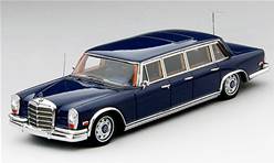 MERCEDES 600 PULLMAN DE ELVIS PRESLEY 1969 AZUL