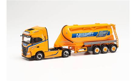 CAMION IVECO CON REMOLQUE CISTERNA