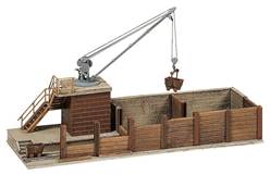CARBONERA CON GRUA (11,9 x 4,4 cm)