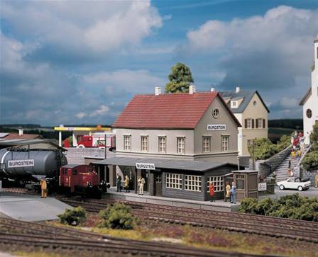 ESTACION (30 x 13 x 12,9 cm)