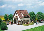 CASA (9 x 8 cm)