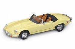JAGUAR E 1971 AMARILLO