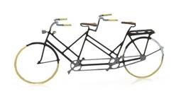 TANDEM DE BICICLETA - MONTADO Y PINTADO