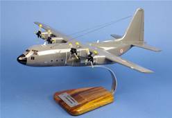 C130 H HERCULES (37 x 50 cm)  EN MADERA, ESCALA 1/80